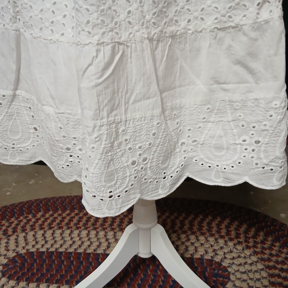 White Studio West Apparel Large Long Flare Skirt - Picture 5 of 12